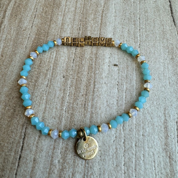 Little words project “Believe” Blue Bracelet - Picture 2 of 3